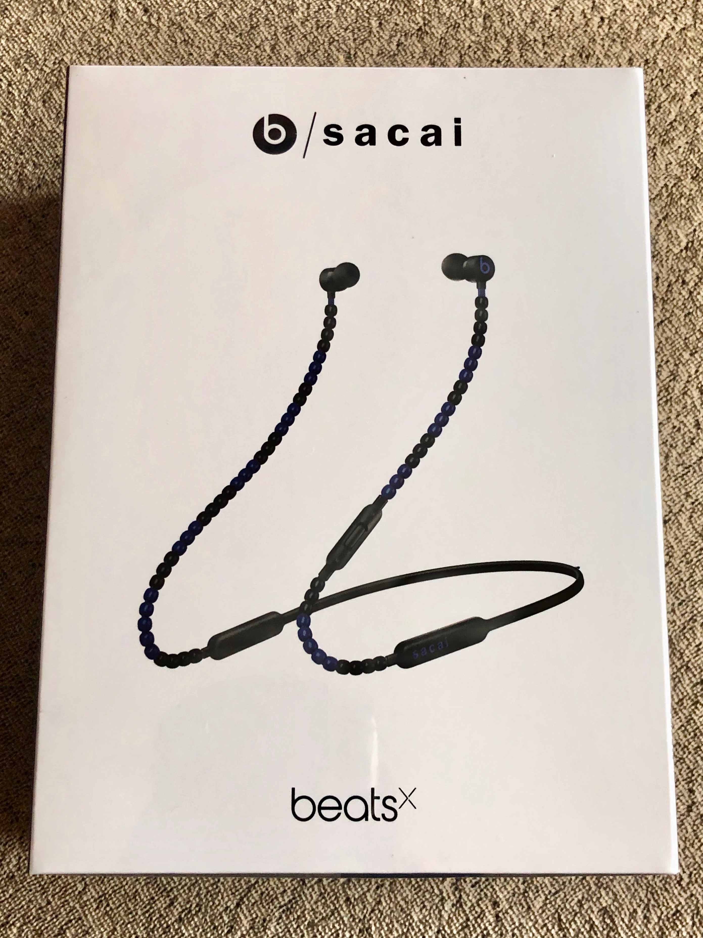 Beatsとsacaiのコラボ！ 「BeatsX -sacai Special Edition-」レビュー